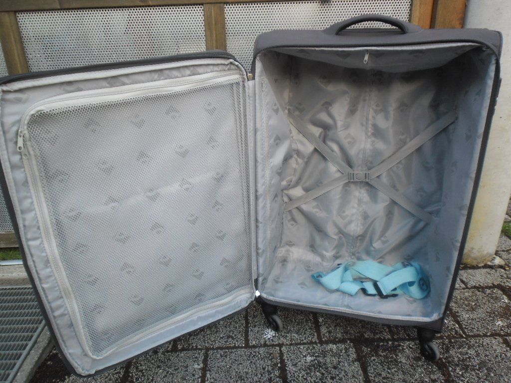 Valigie: Koffer mit Rollen von Cockpit – Usato da Büren SO venduto da omsa 3
