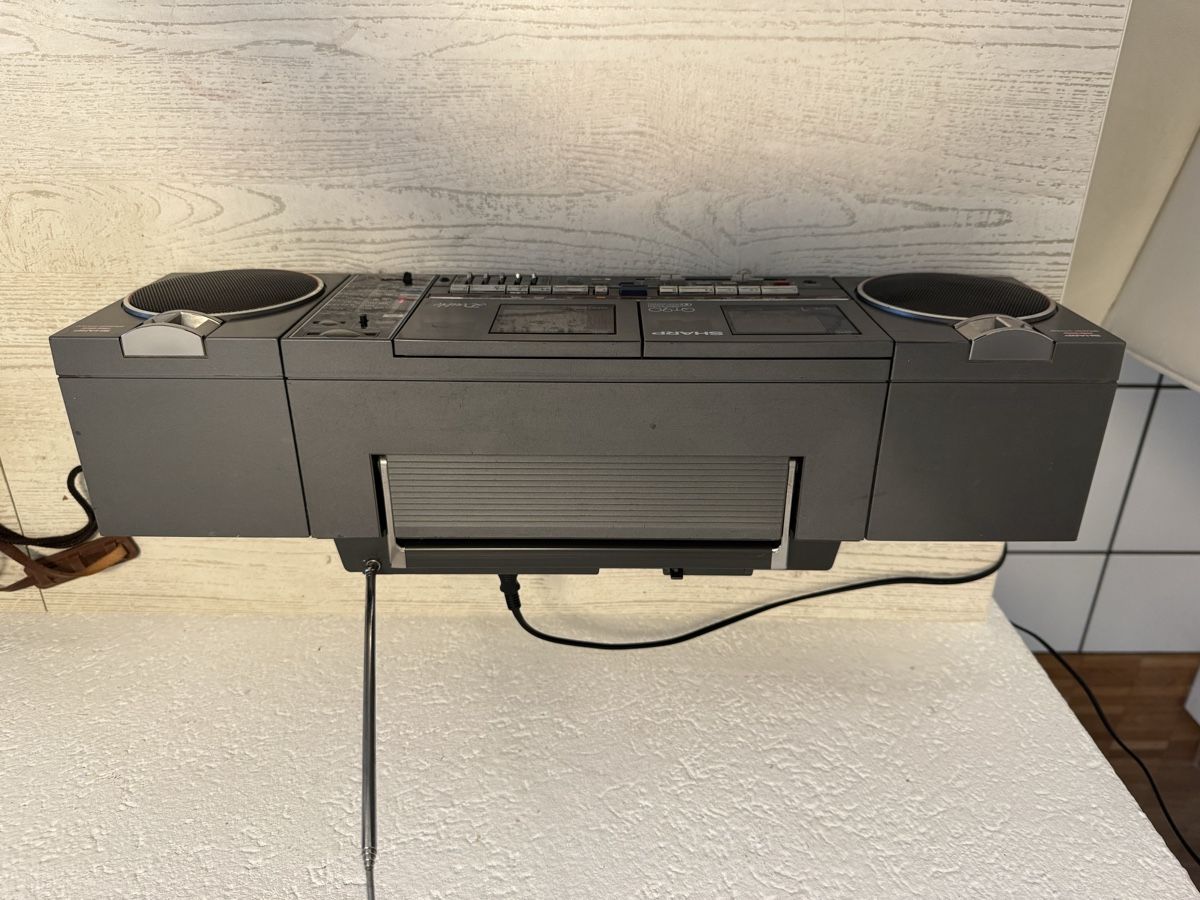 Sharp Radios: sharp qt90 boombox radio – Defekt aus Zunzgen von milesdavis76 3