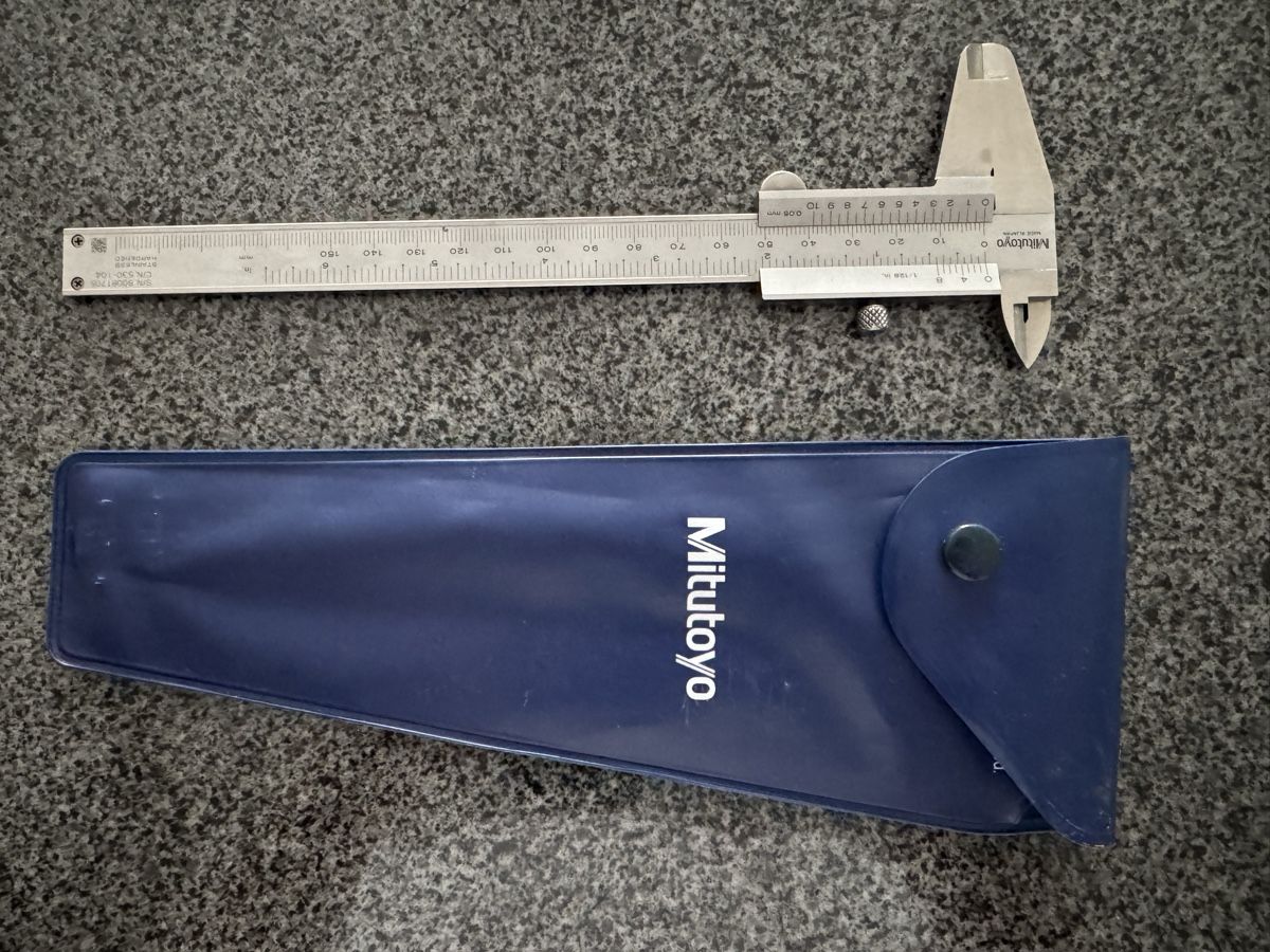 Mitutoyo Messen: Messschieber Mitutoyo mit Hülle – Gebraucht aus Wittenbach von RRoman