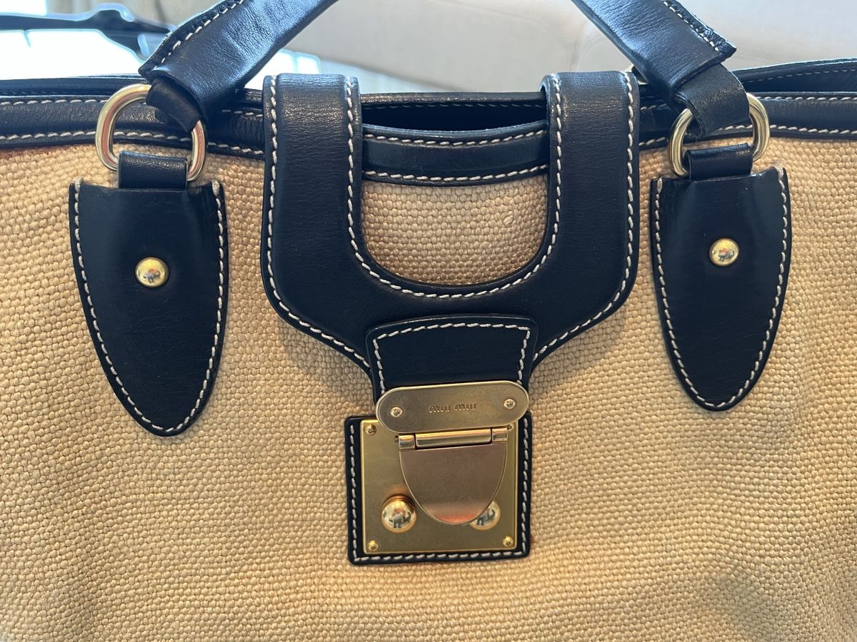 Miu Miu Borse da donna: MIU MIU Handtasche – Usato da Eschen venduto da evi_8xrh 2