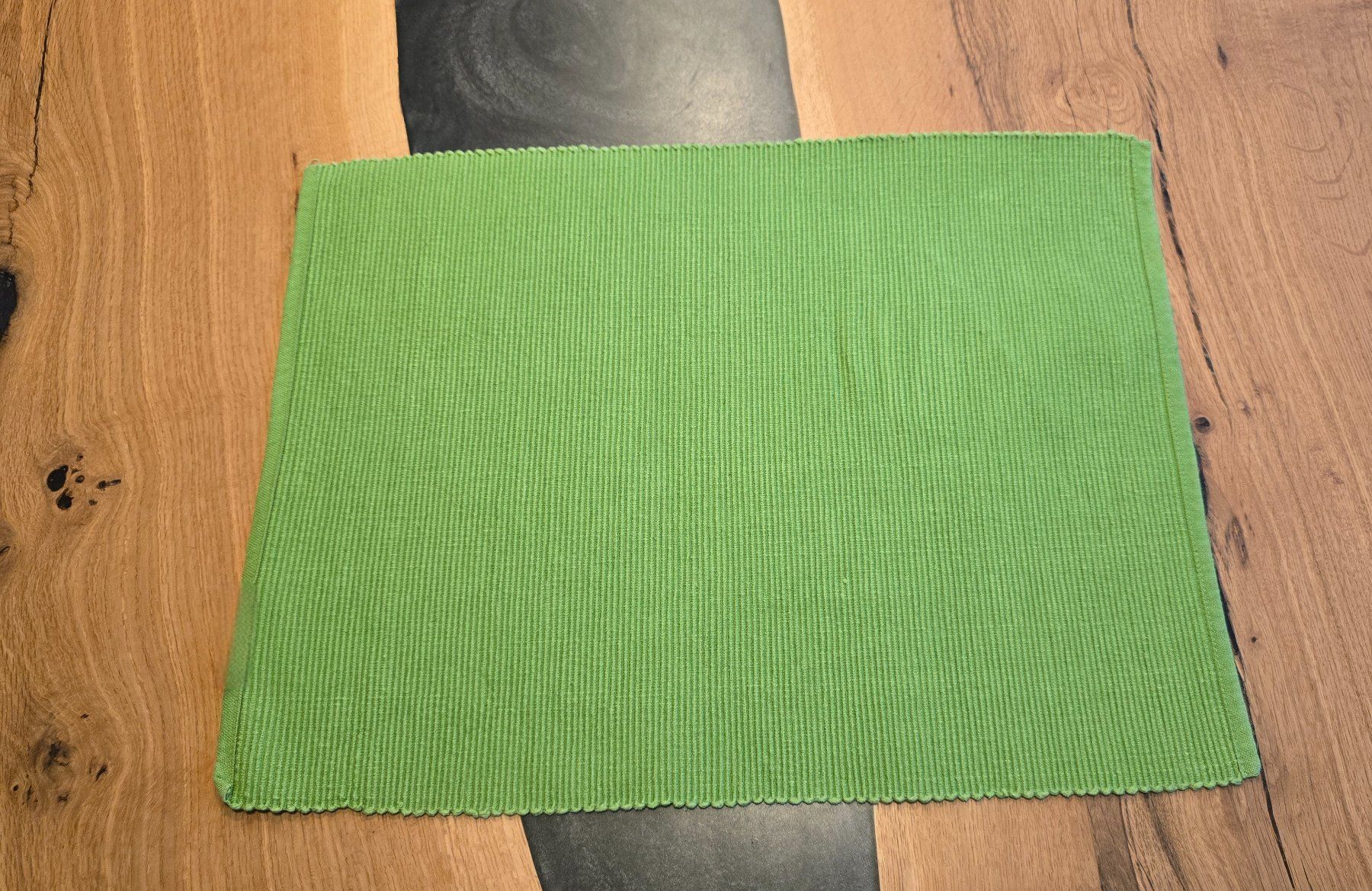 Set de table et chaises: Tischset, neuwertig. – D'occasion à Längenbühl par Niam99 2