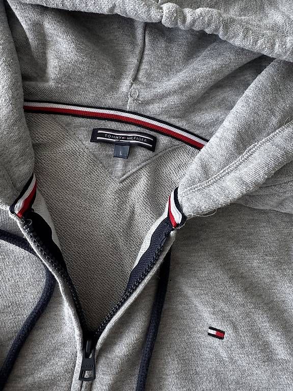 Vestes: Tommy Hilfiger Jacke  – D'occasion à Winterthur par ChiuJezzy 1