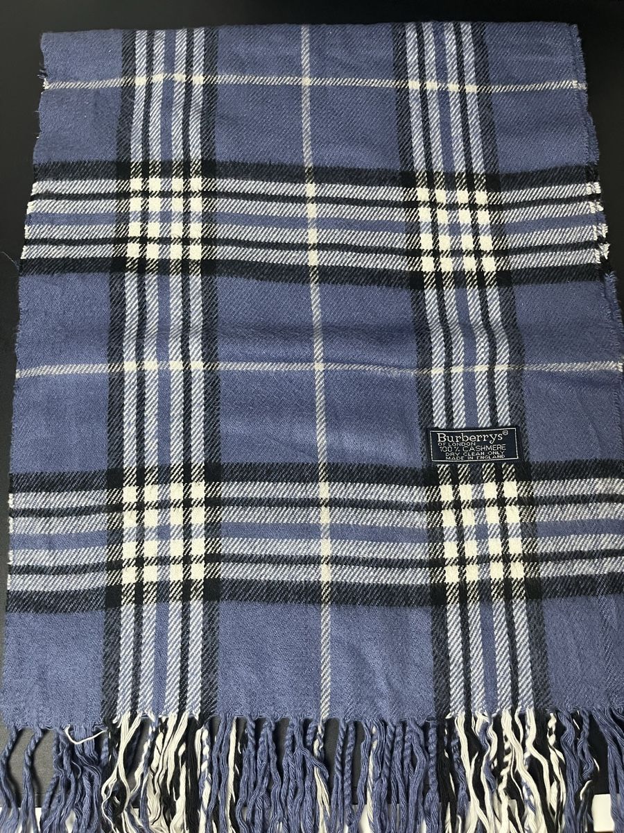 Burberry Foulards, Tücher & Schals: Écharpe Burberry tartan bleu – Neu (gemäss Beschreibung) aus Les Avanchets von lunedeneige.shop 2