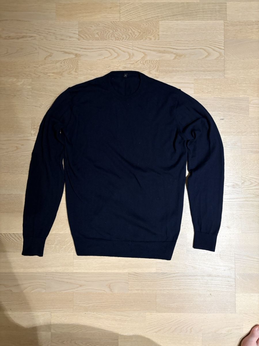 Pullover & Sweatshirts: Dunkelblauer Pullover Grösse M guter Zustand – Gebraucht aus Zürich von davidihagee