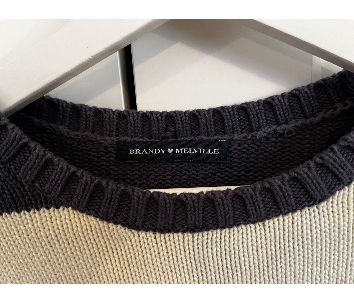 Brandy Melville Maglioni & Felpe: Gestreifter Brandy Pullover  – Usato da Rombach venduto da sar_8wqy 1