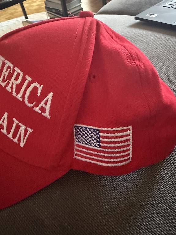 Hüte, Mützen & Caps: TRUMP Make America Great again Cap – Gebraucht aus Zürich von jul_7qpn 4