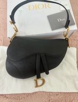 DIOR Saddle Bag in Schwarz