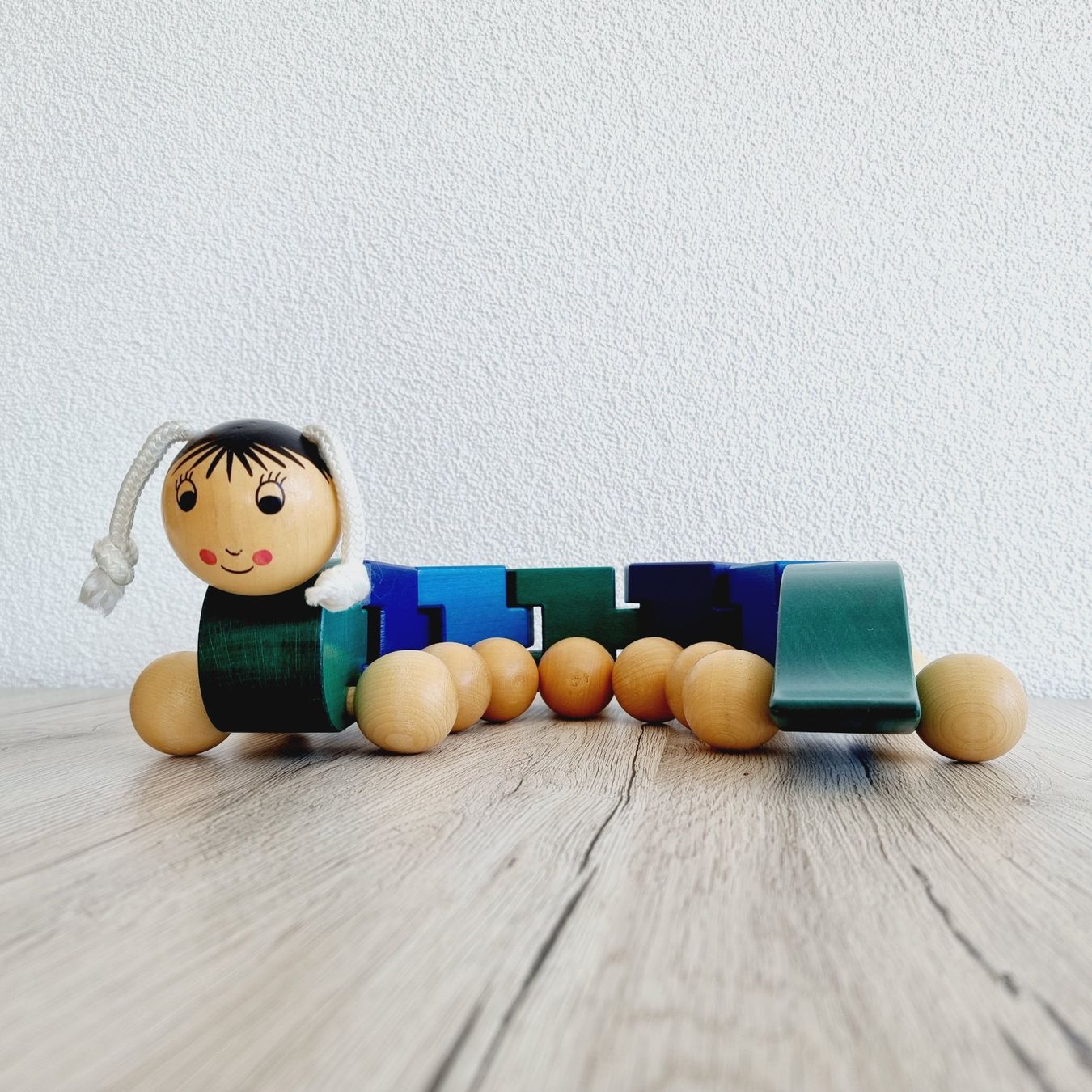 Spielzeuge: Chenille en bois Weizenkorn – Gebraucht aus Grandson von Nouvelle-ere 7