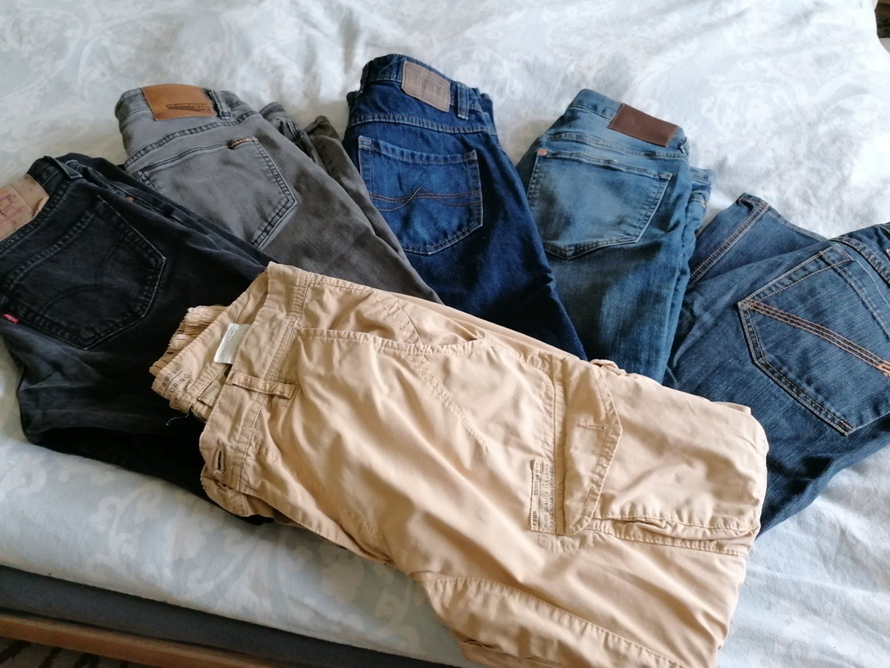Jeans: Jeans-Paket für Herren – Usato da Bassersdorf venduto da maga1g