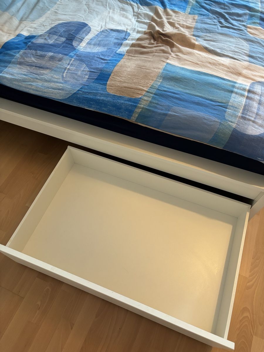 Ikea Letti: Adjustable Bed Frame (Mattress & Sheets not included) – Usato da Kloten venduto da kei_xcp5 1