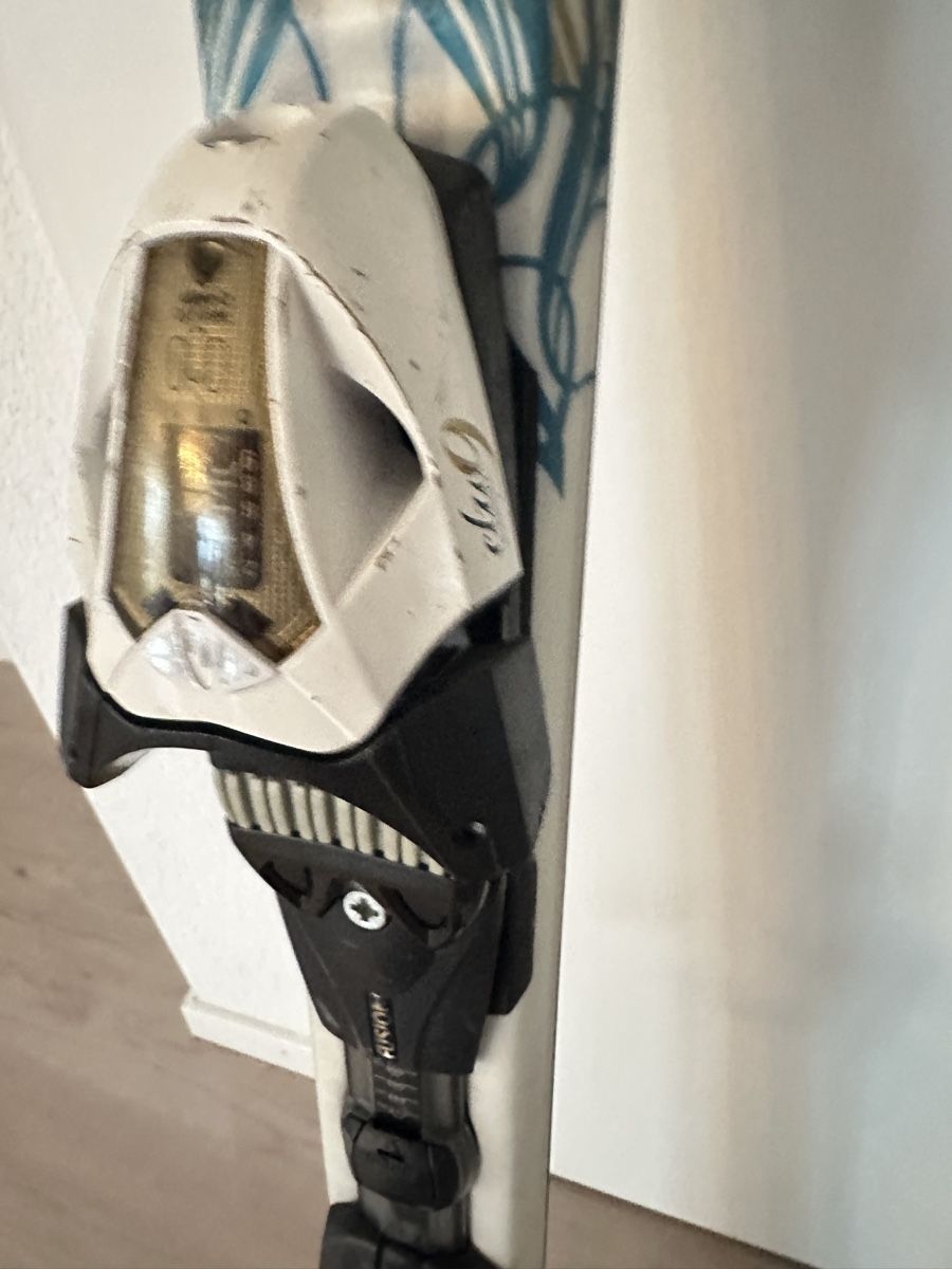 Elan Sci: Carving Ski ELAN, 158 cm inkl. Bindungen – Usato da Rafz venduto da Tueni1 7