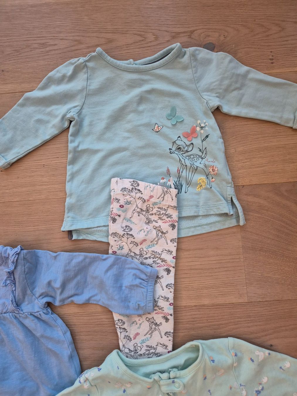Ensembles coordonnés: Kleiderpaket 19pcs, Gr. 62/68, Mädchen – D'occasion à Goldau par simona.dettling 2