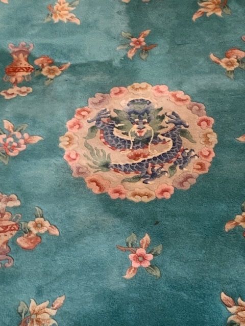 Teppiche: Chinesischer Teppich mit edlem Drachen-Medaillon – Gebraucht aus Zumikon von cra_2g5p 1