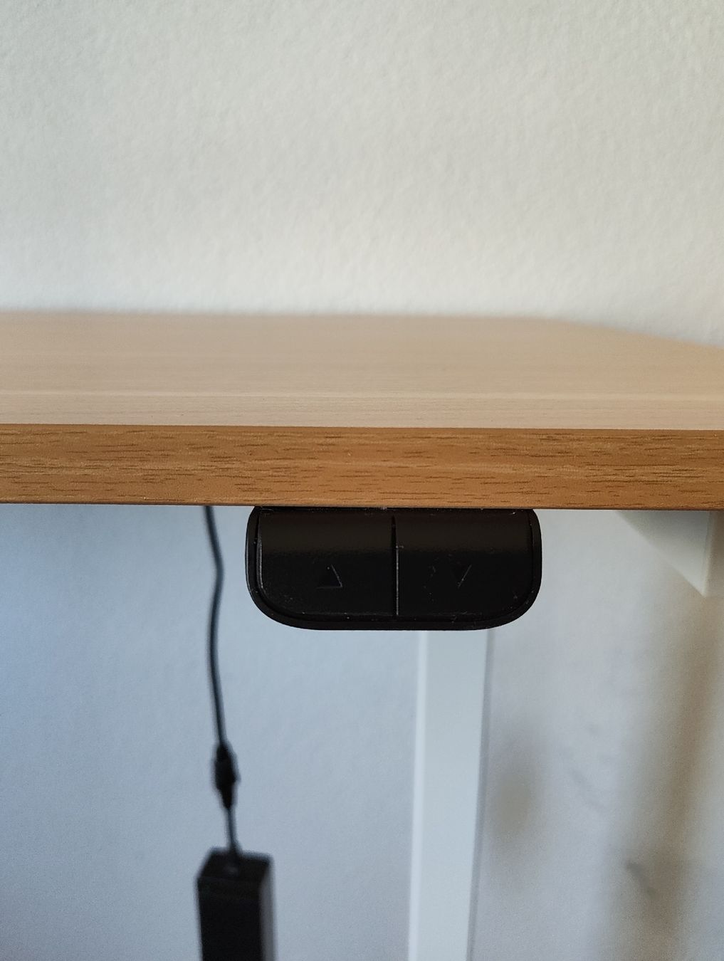 Scrivanie: Schreibtisch höhenverstellbar mit Holzplatte + Stuhl + Eimer – Nuovo (secondo la descrizione) da Kreuzlingen venduto da fix_wx75 2
