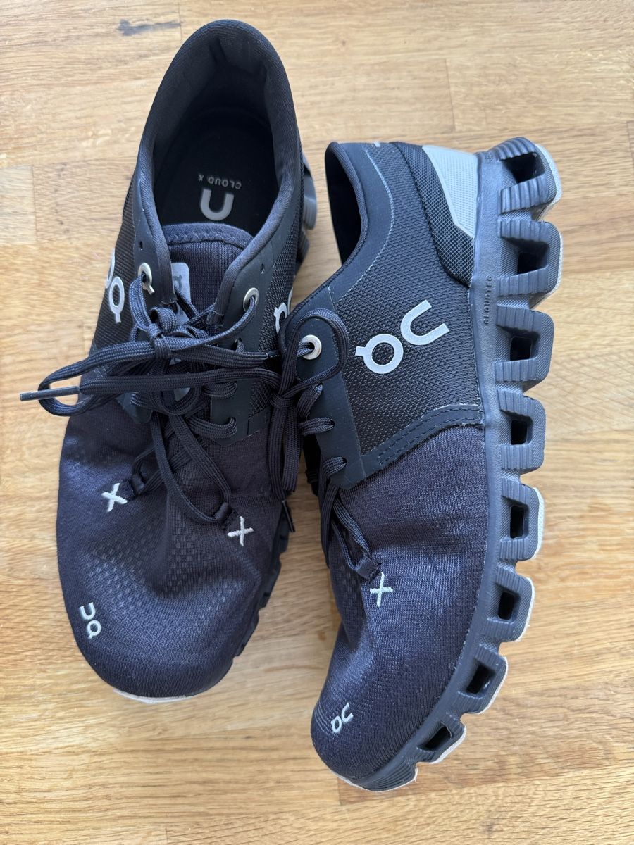 On Damenschuhe: ON Schuhe Gr. 40 – Gebraucht aus Meilen von NHirs96 1
