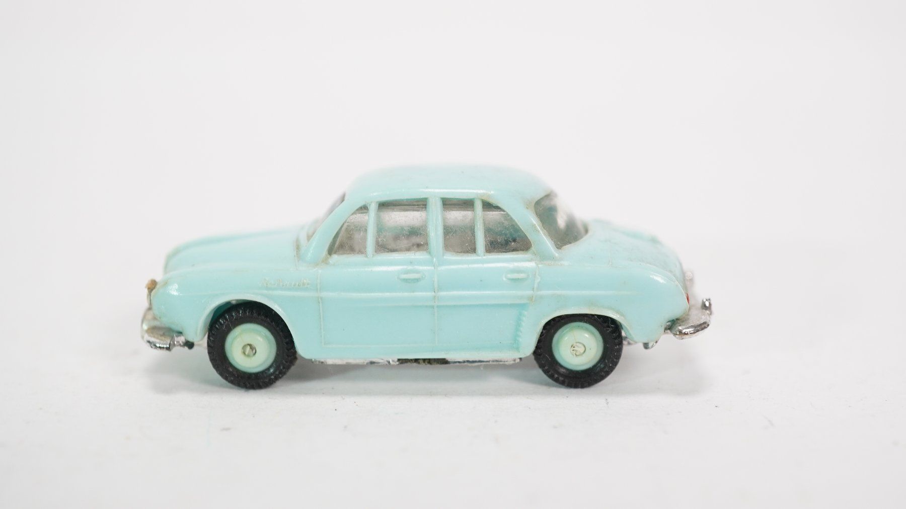 Norev Modellini d'auto: c1 Norev 1:87 Renault Dauphine hellblau – Usato da Uetendorf venduto da tigermuegi 1
