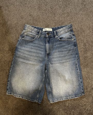 Bershka jorts size 38 (M)