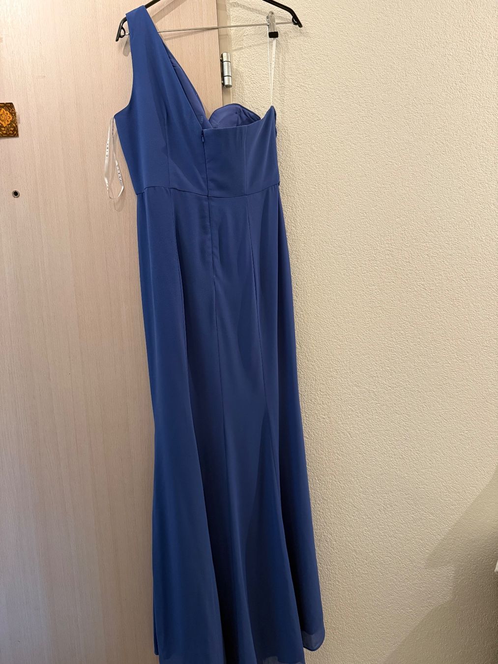 Kleider: JARLO DAMENKLEID – Gebraucht aus Zürich von flo_7cvq
