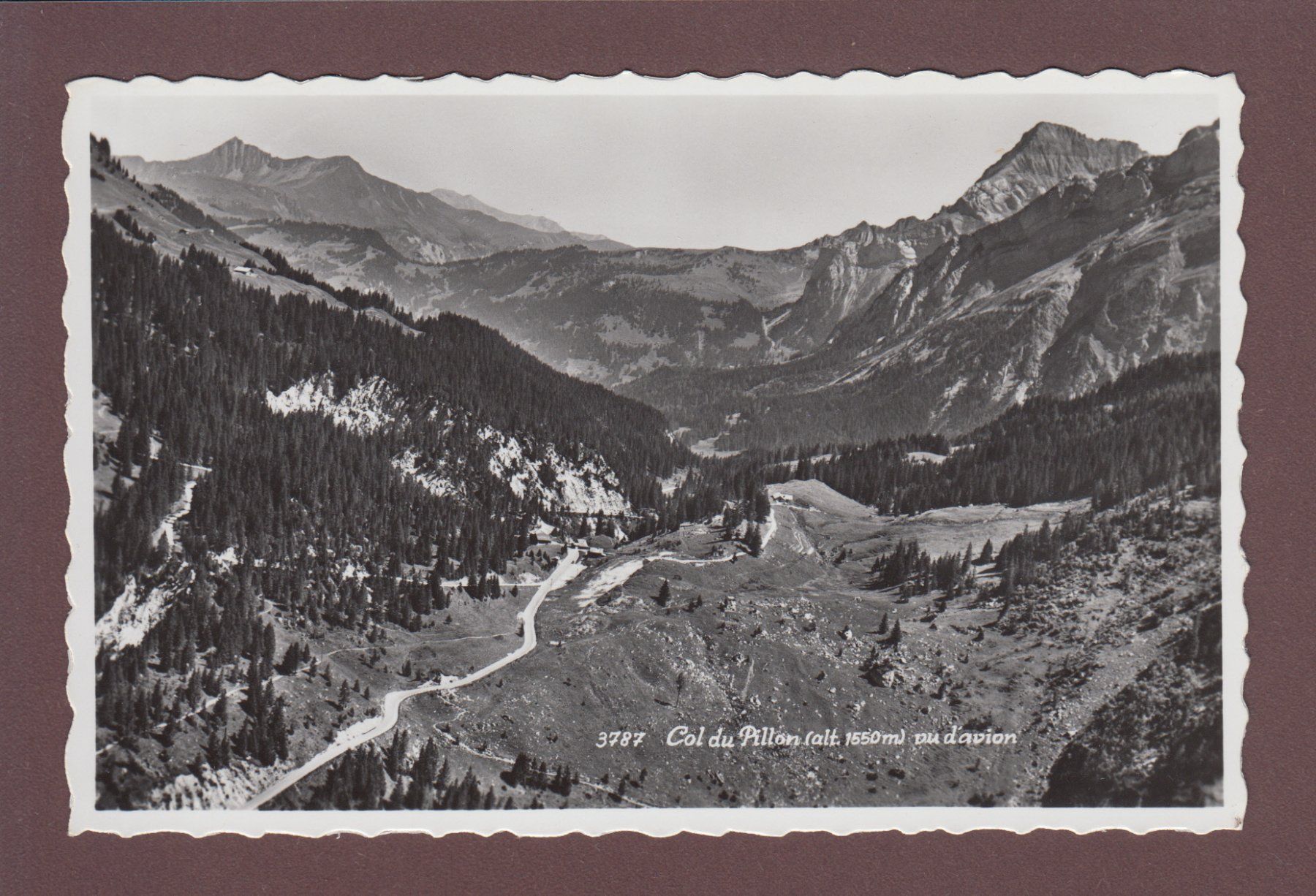 Cartoline postali: COL DU PILLON vu d'avion – Usato da Pully venduto da nicecards