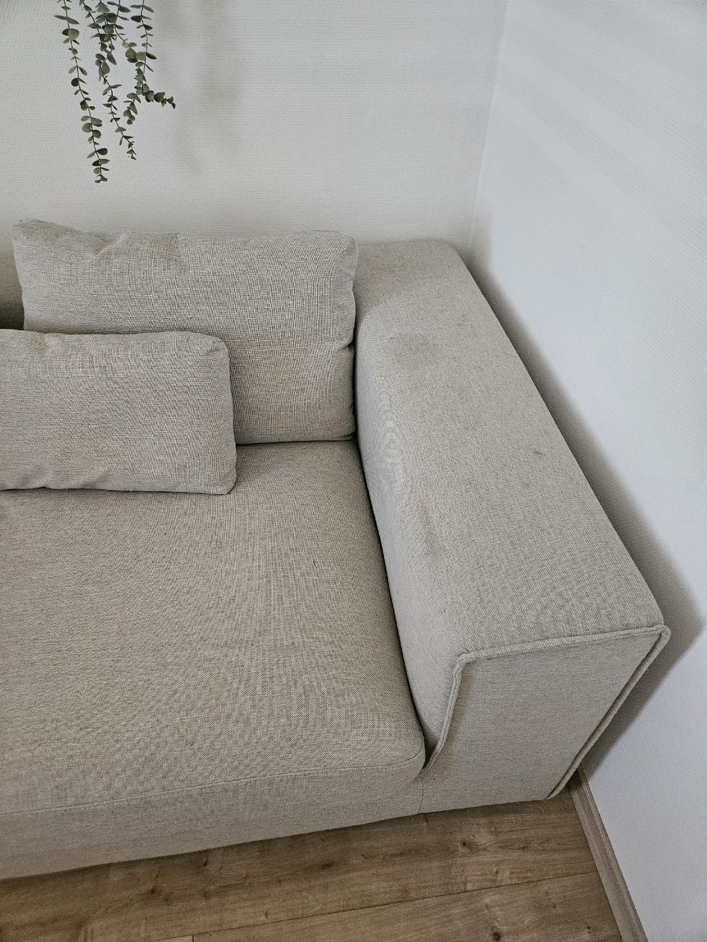 Sofas: Wunderschönes Sofa in grau-beige – Gebraucht aus Uttigen von Xenia_Merz 1