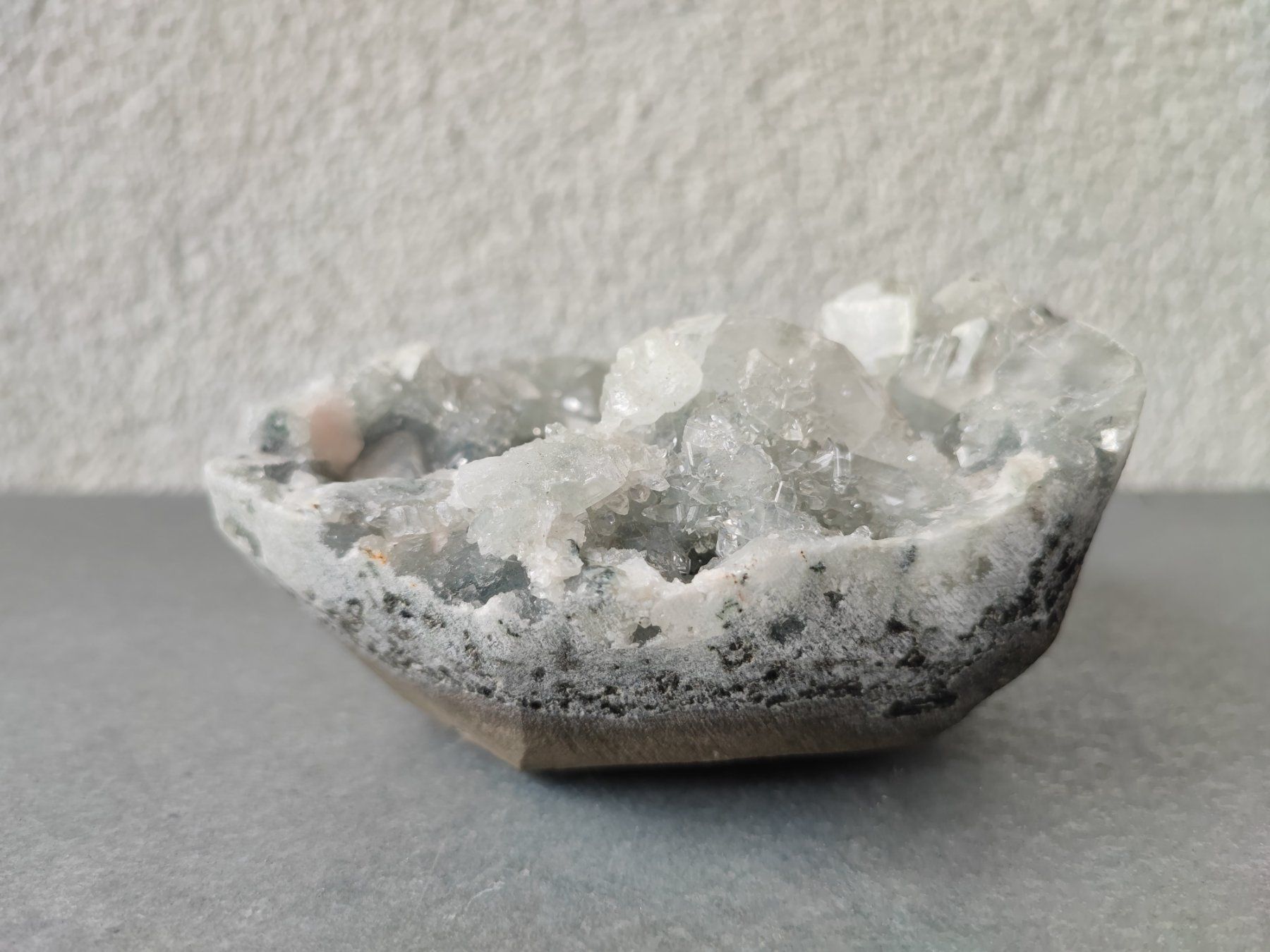Minerali & Pietre curative: Apophyllite – Nuovo (secondo la descrizione) da Sursee venduto da Re.joy 4
