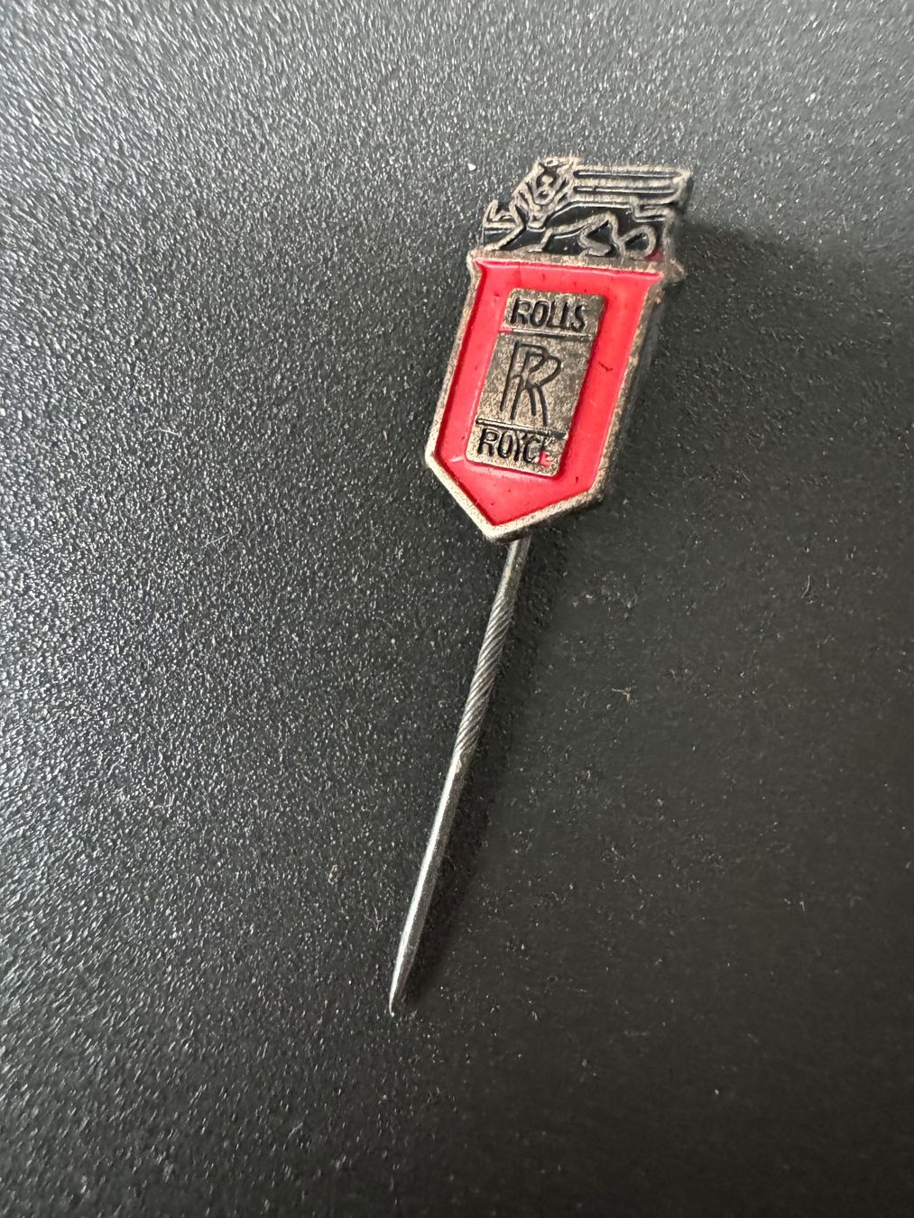 Plaketten & Abzeichen: Pin Anstecknadel Rolls Royce sehr alt – Gebraucht aus Galgenen von rub_f6kh