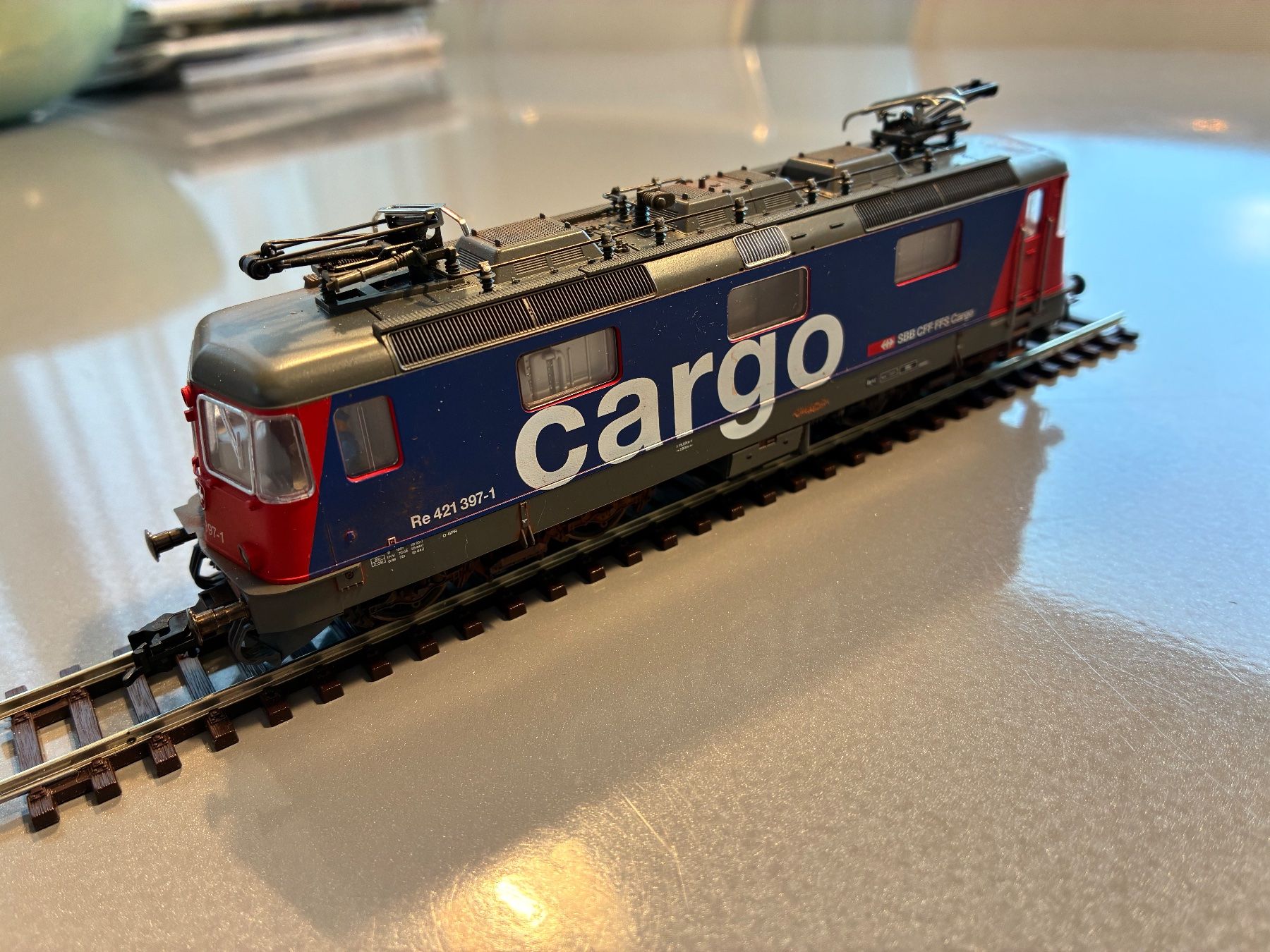 Fleischmann Modelleisenbahnen: Fleischmann 4339 Re421 "Cargo" – Gebraucht aus Ennetmoos von Kashmir1975