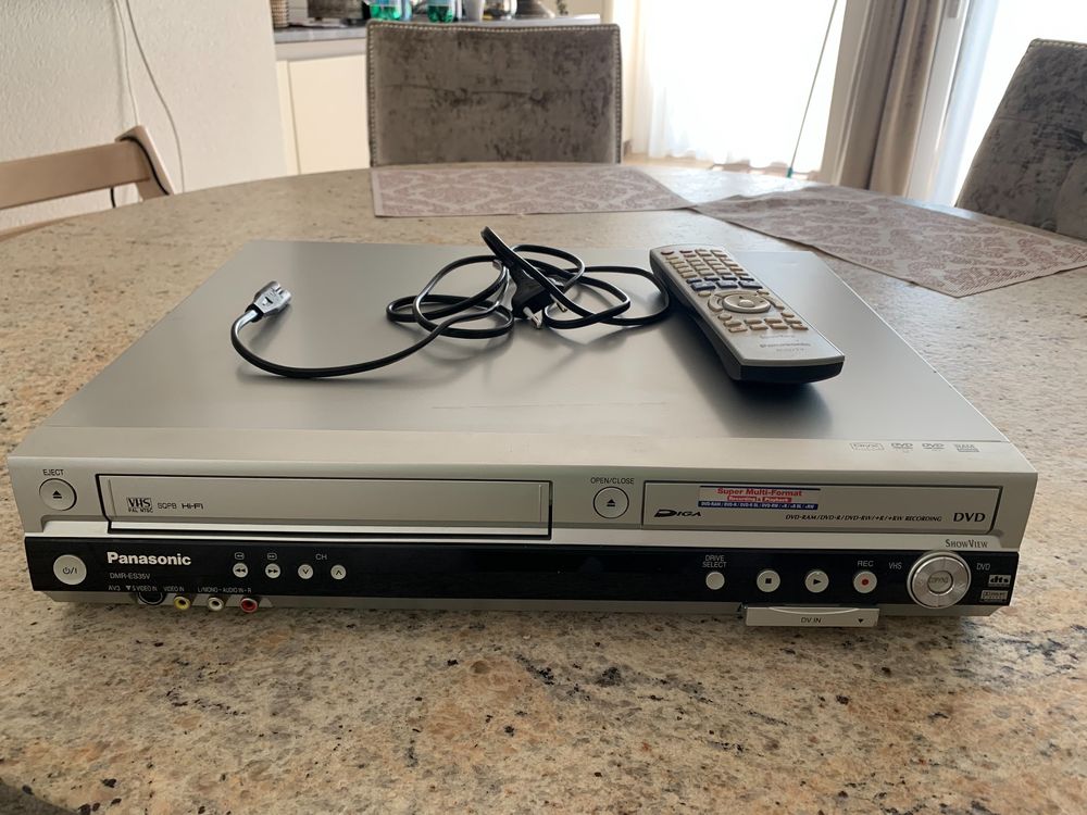 Panasonic VHS & DVD Recorder Model DMRES35V Kaufen auf Ricardo