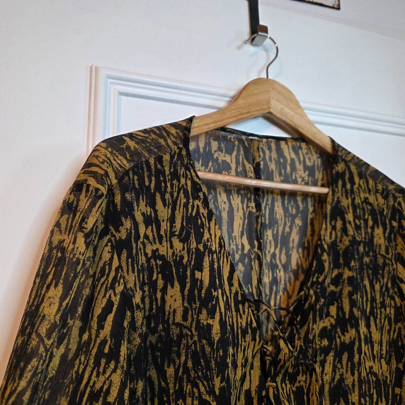 Camicette: Bluse Gr. 40/L mit Schnürung – Usato da Wald ZH venduto da CapLux 6