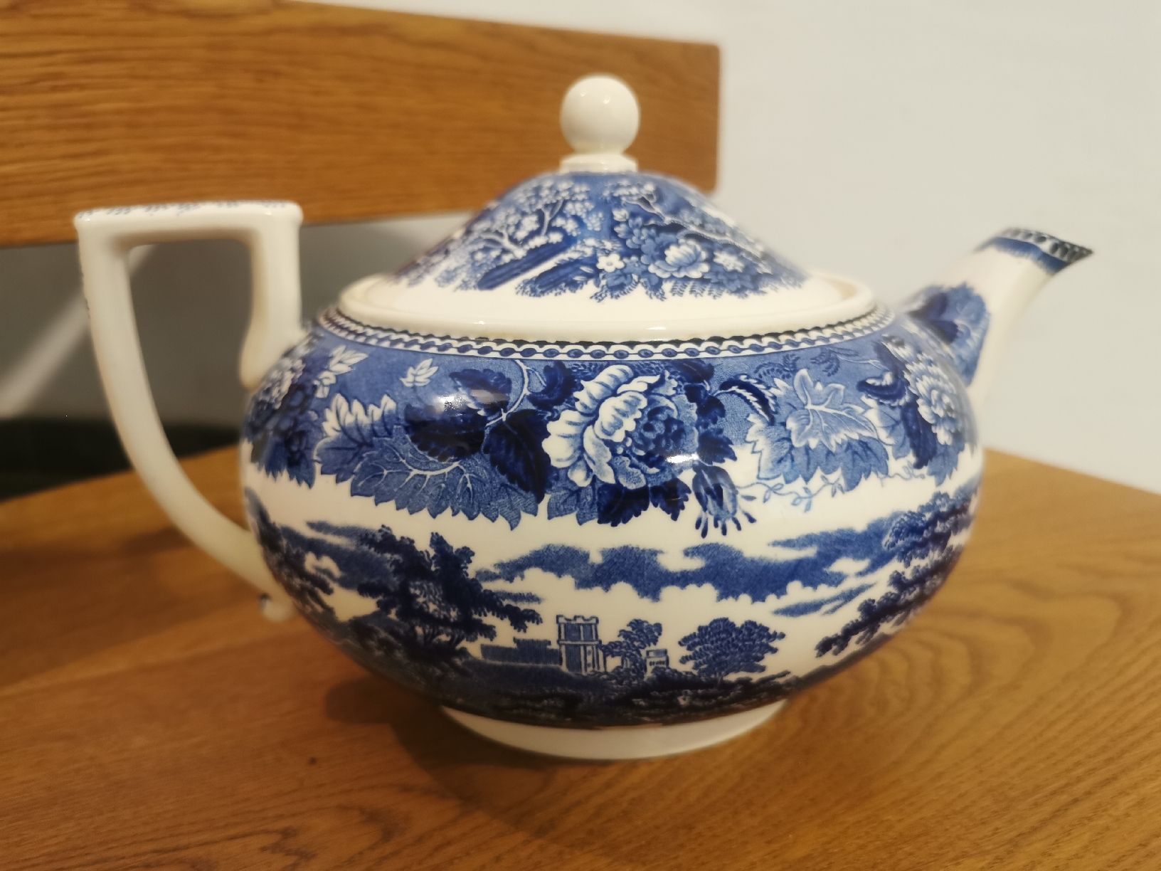 Teekannen: Teekanne Wedgewood – Gebraucht aus Hittnau von ettsas 1