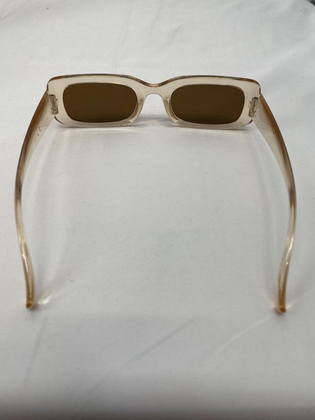 Occhiali & Lenti: Lunettes de soleil-trans. – Usato da Lausanne venduto da PlusValue_Lausanne 2