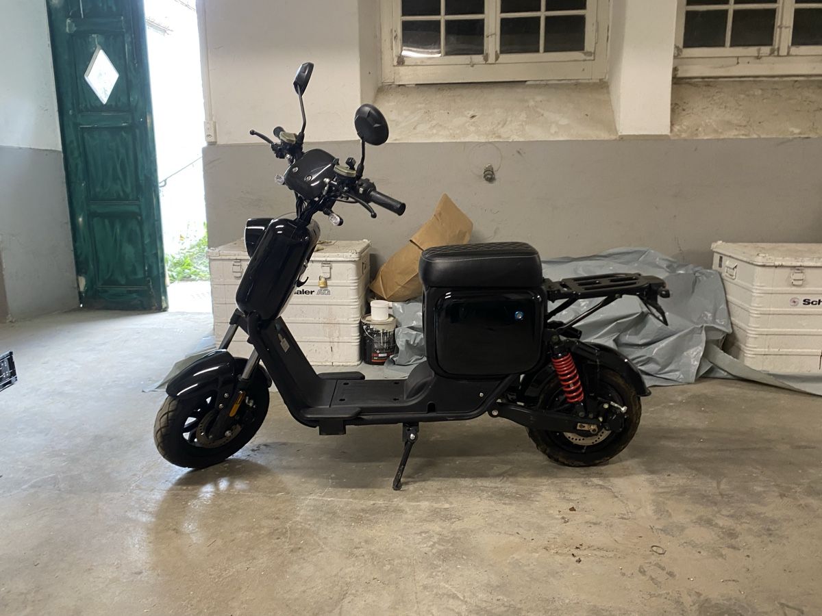 Veicoli elettrici: Forza Zero E-Roller – Usato da Zürich venduto da ele_77ph