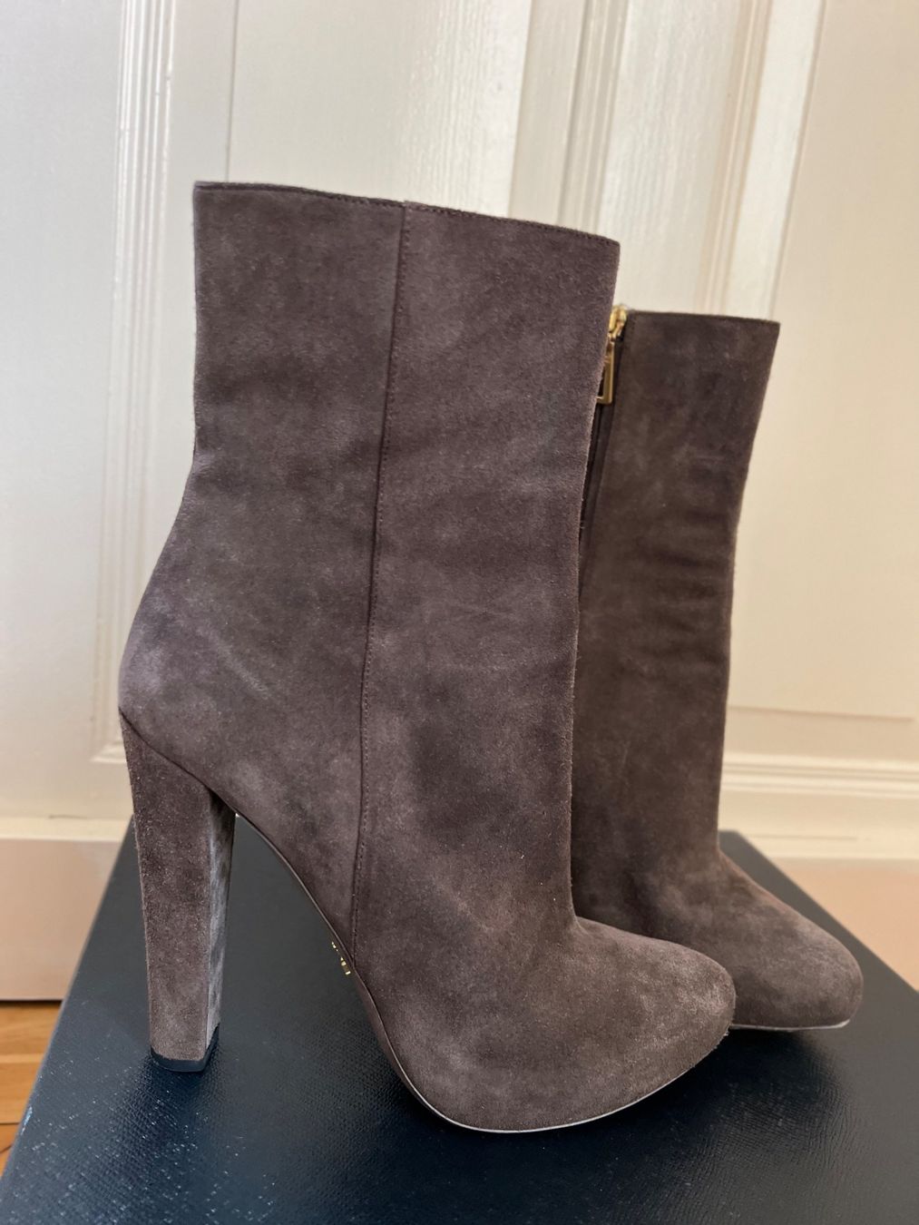 Prada Chaussures femmes: Prada – D'occasion à Uetikon am See par jan_bx6p 3
