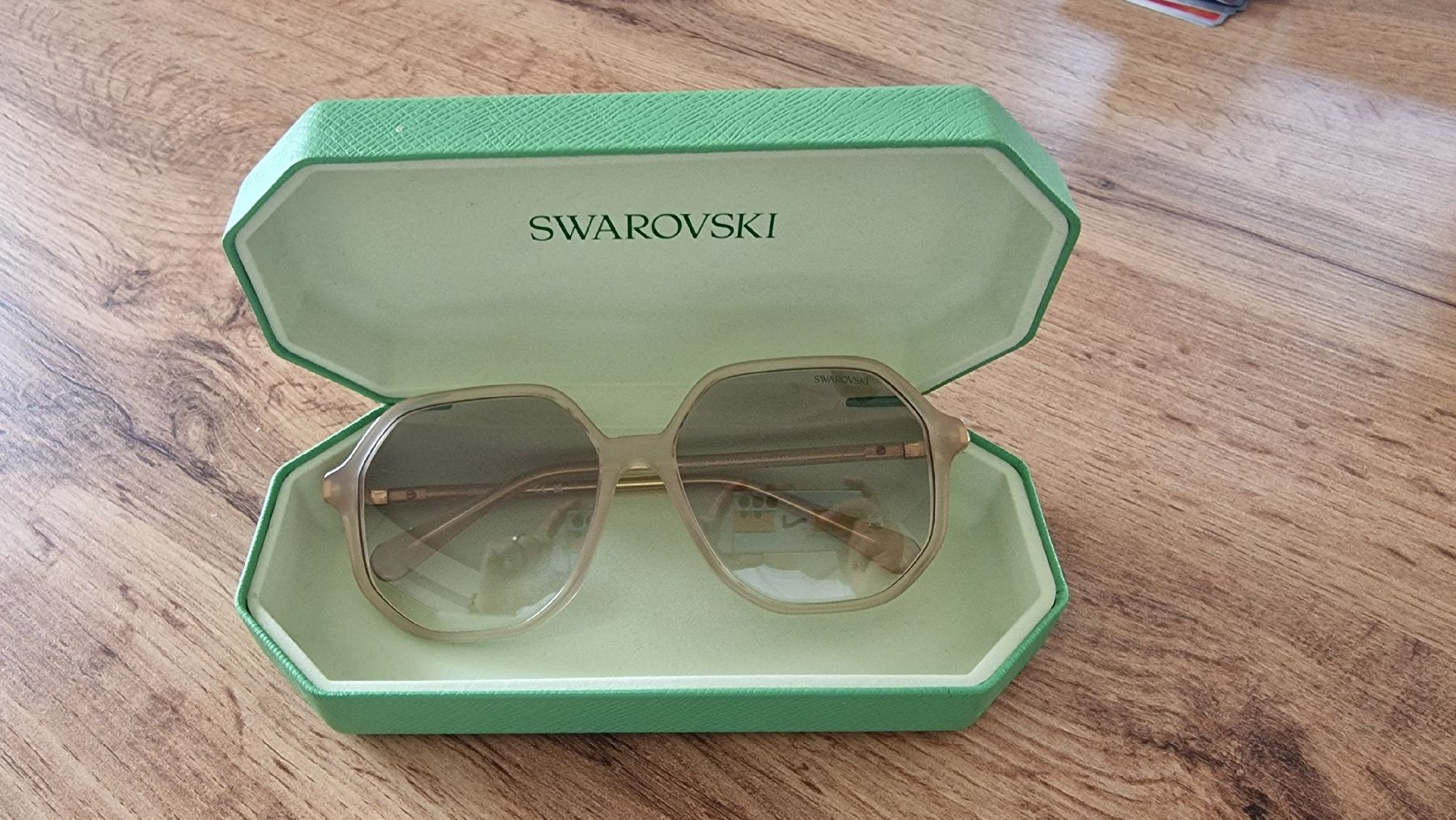 Swarovski Brillen & Gläser: Lunettes de soleil Swarovski – Neu (gemäss Beschreibung) aus Bassins von Rooikat7
