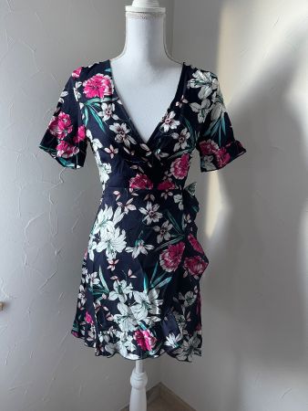 Florales Wickelkleid XS
