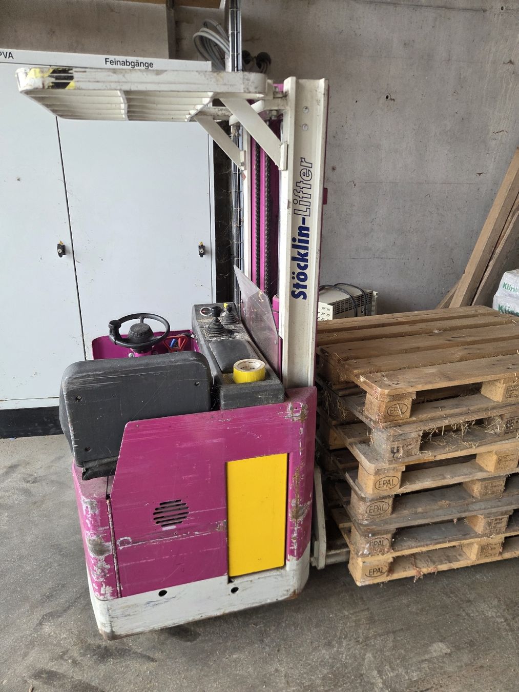 Gabelstapler & Hubwagen: Stapler  – Gebraucht aus Retschwil von KATANA_02 1