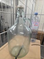 Glasflasche mit Bügelverschluss und Henkel ca. 5 Liter