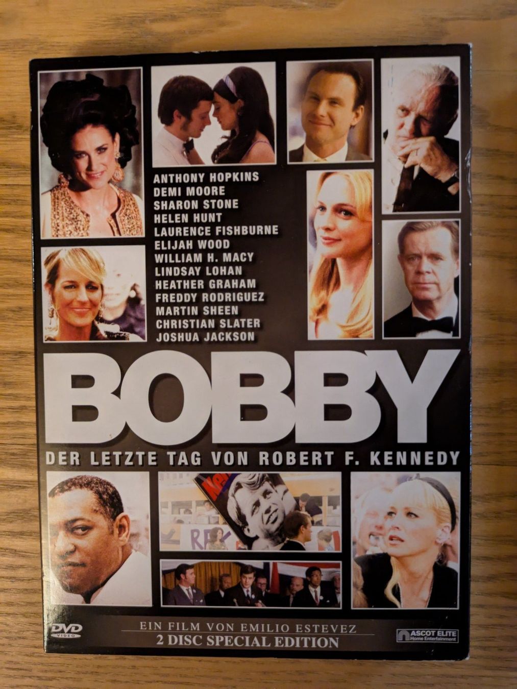 Tutti i DVDs: DVD "Bobby - Der letzte Tag von Robert F. Kennedy" – Usato da Männedorf venduto da Pacer19