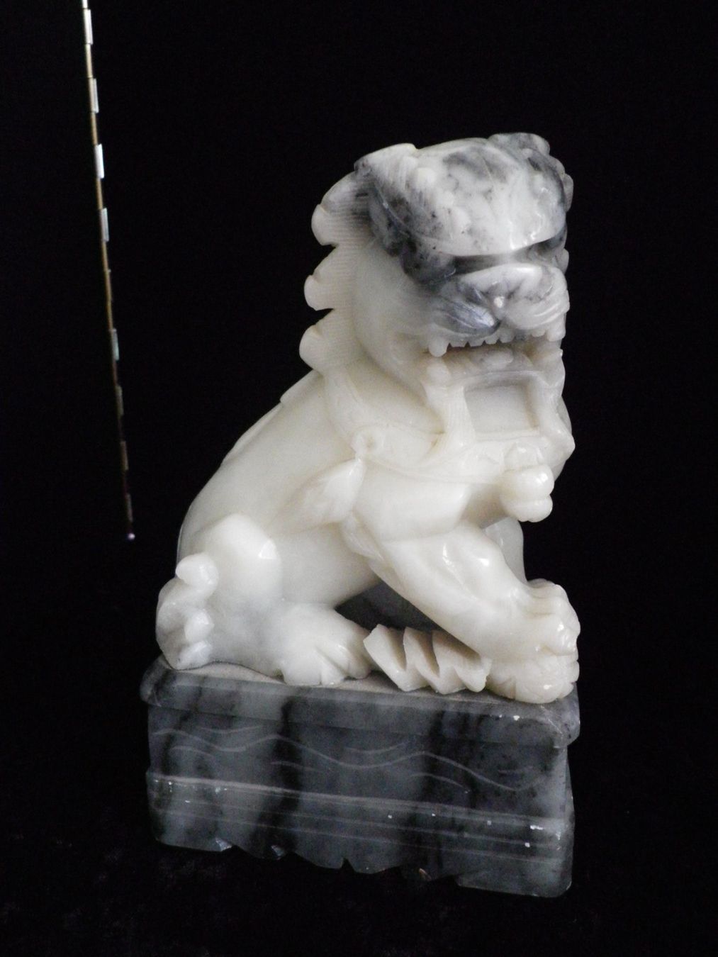 Statuette: Zwei Fu Hunde aus Marmor – Usato da Reinach BL venduto da Annodomini 1
