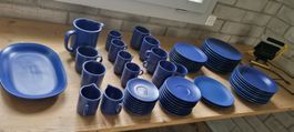 Blauer Geschirr-Set