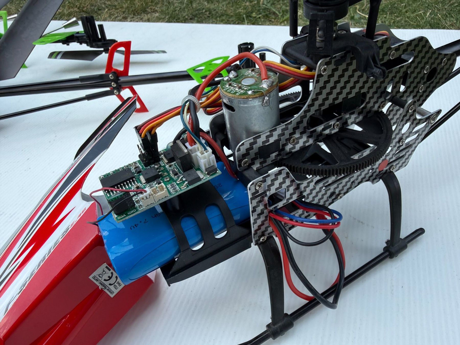 RC Kits de montage: 3 Helikopter F-45 – Défectueux à Uetendorf par andyboy53 8
