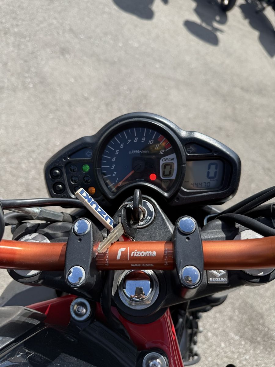 Suzuki Strasse: Suzuki Gladius 2014 45000kms MFK 2026 – Neu (gemäss Beschreibung) aus La Roche FR von kev_t57w 5