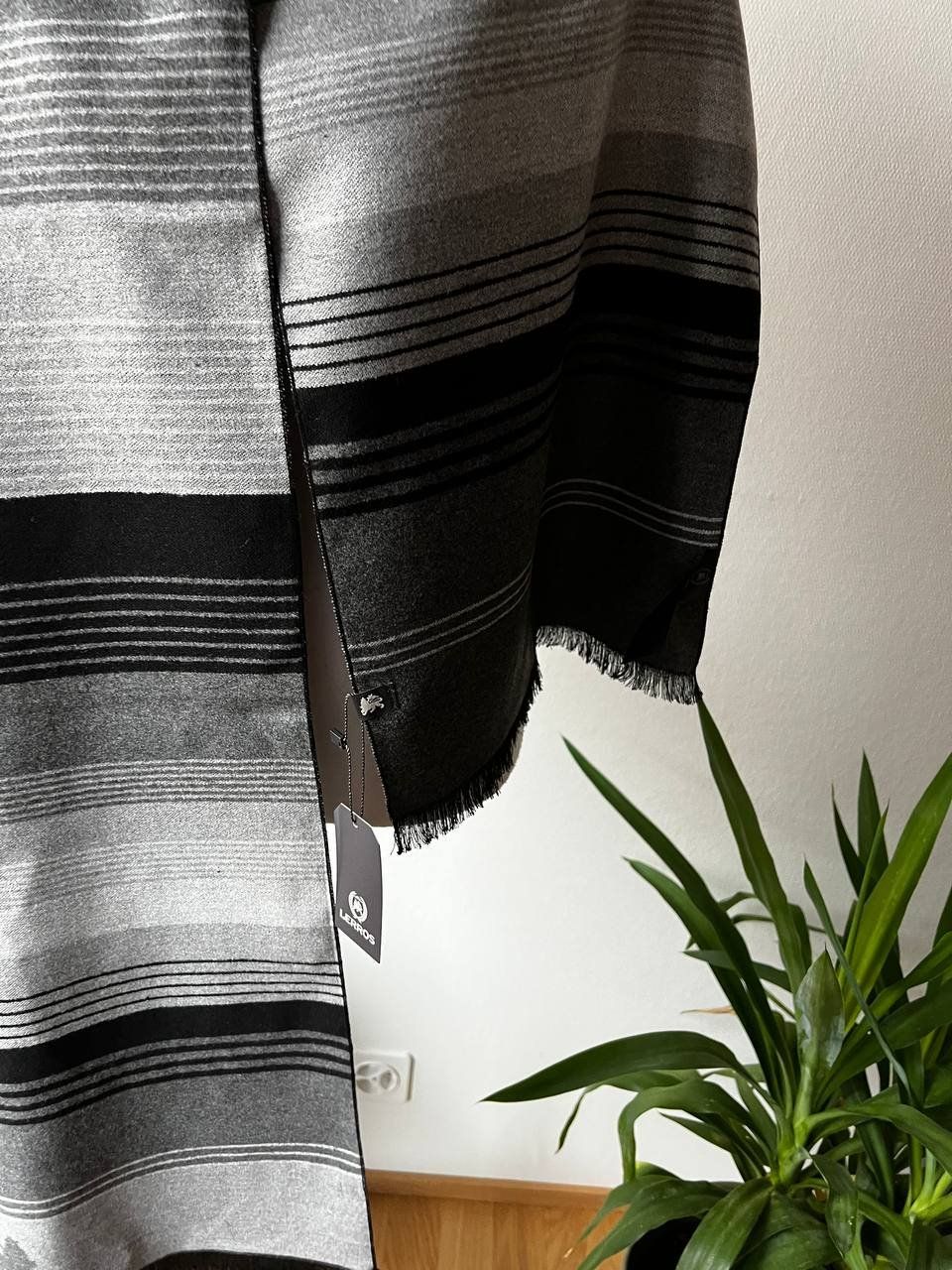 Foulard & Sciarpe: Lerros Schal – Nuovo e nell'imballaggio originale da Riehen venduto da ann_76jw 2