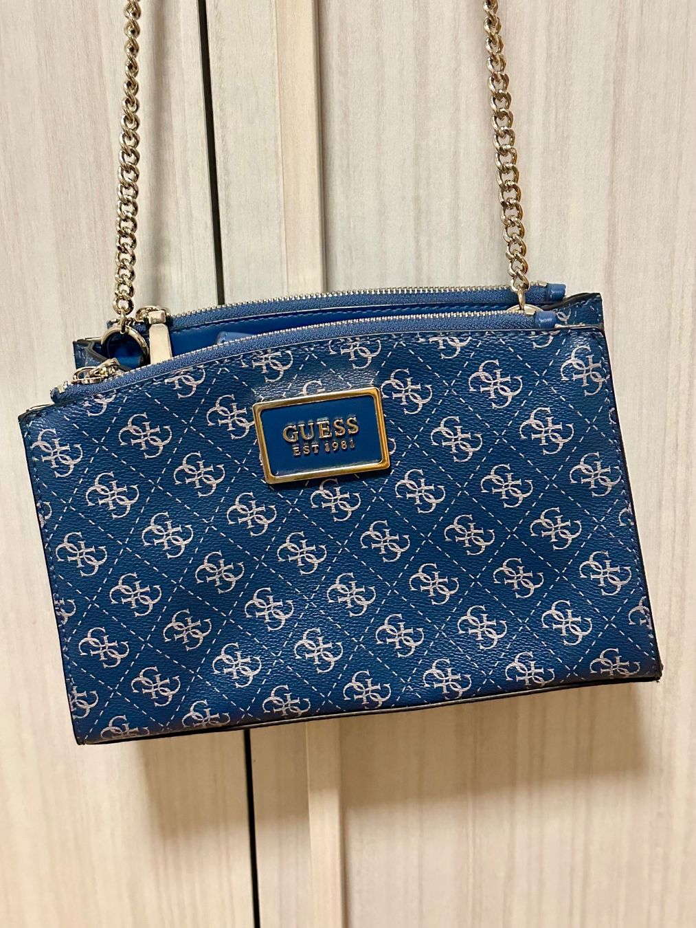 Guess Sacs femmes: Borsa Guess – D'occasion à Mezzovico par rob_7lck