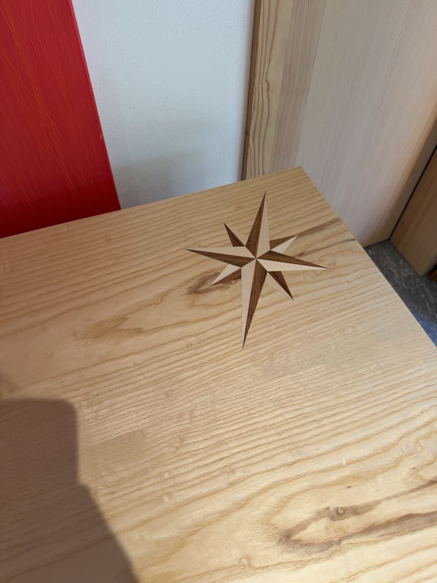 Schreibtische: Schreibtisch – Neu und originalverpackt aus Wolfhalden von mar_jfq8 2