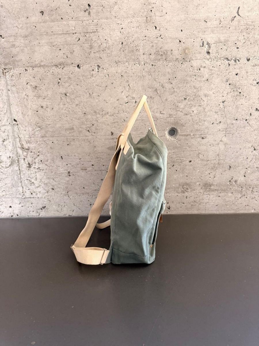 Zaini: Anvvar Rucksack/Backpack grün – Usato da Ilanz venduto da daria007 1