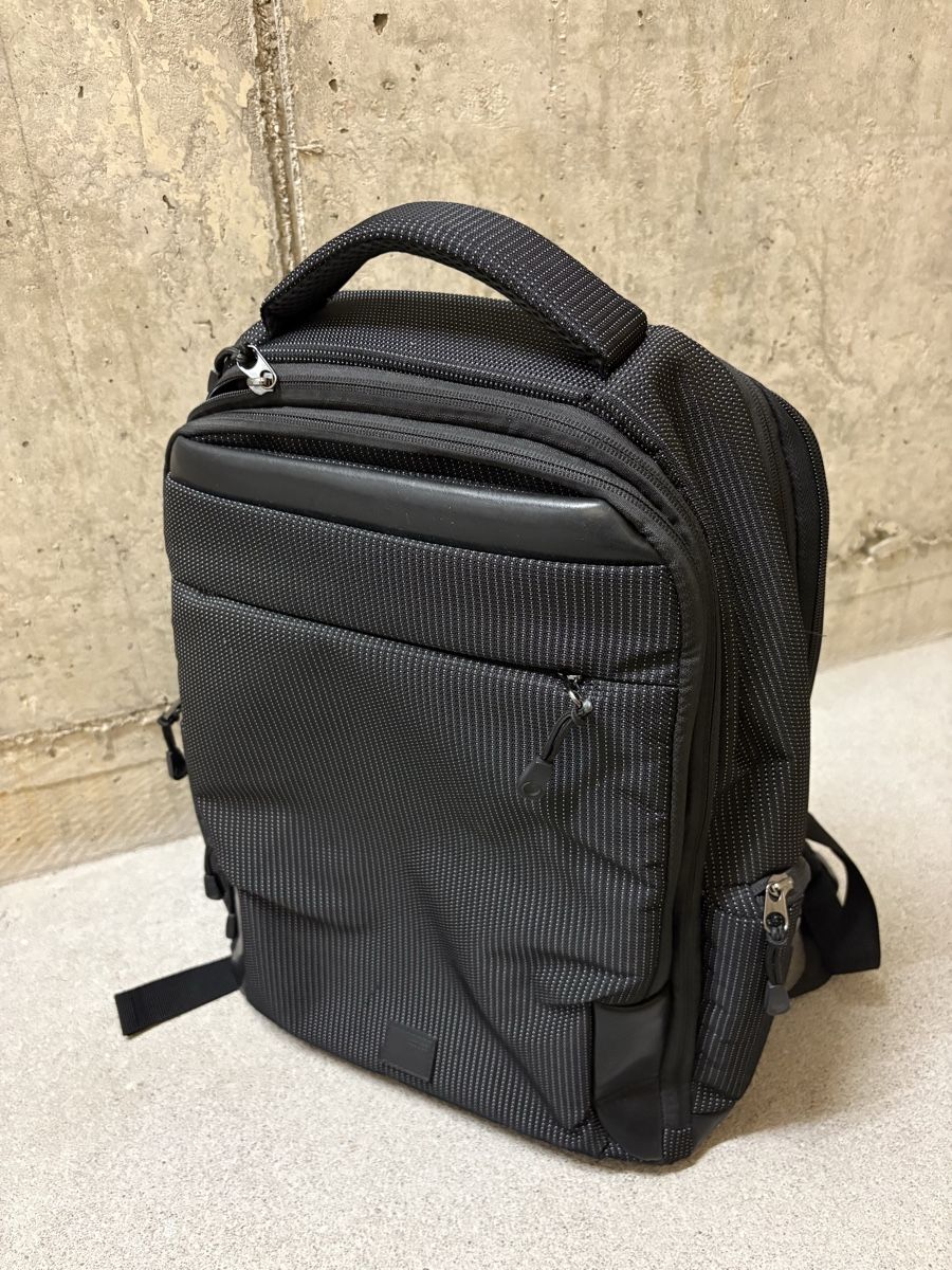 Rucksäcke: Mango Rucksack schwarz mit vielen Fächern  – Gebraucht aus Gebenstorf von Brufittu
