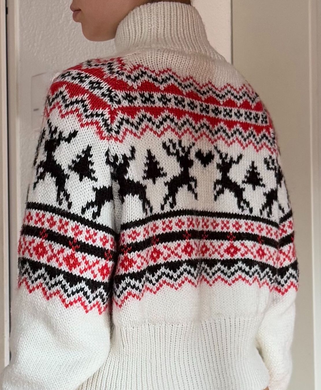 H&M Pullover & Sweatshirts: Cute and very warm sweater – Gebraucht aus Zürich von eli_t8nw 2