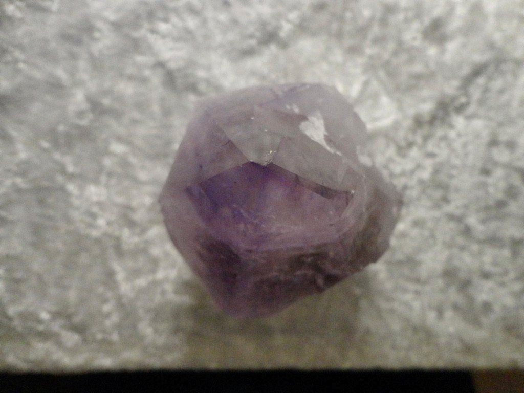 Pietre preziose: Amethyst Spitze mit Stehfläche   roh – Nuovo (secondo la descrizione) da Biberist venduto da Steine 3