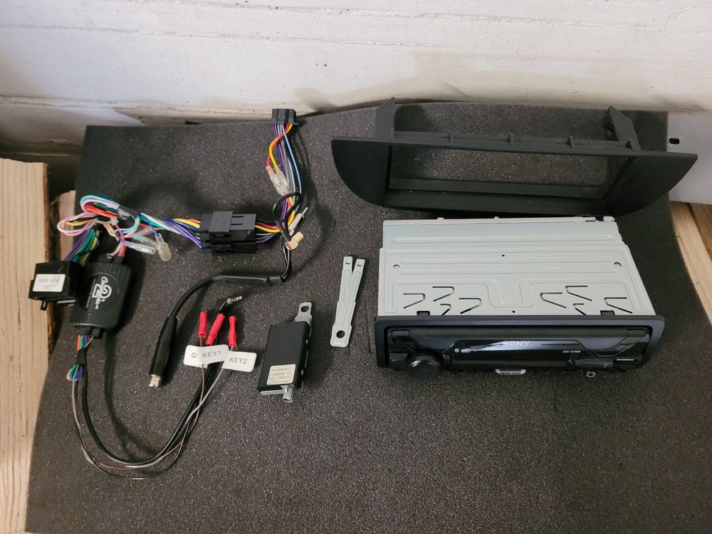DAB+ Kit Fiat 500C Cabrio - Plug'n Play mit orig. Antenne 1